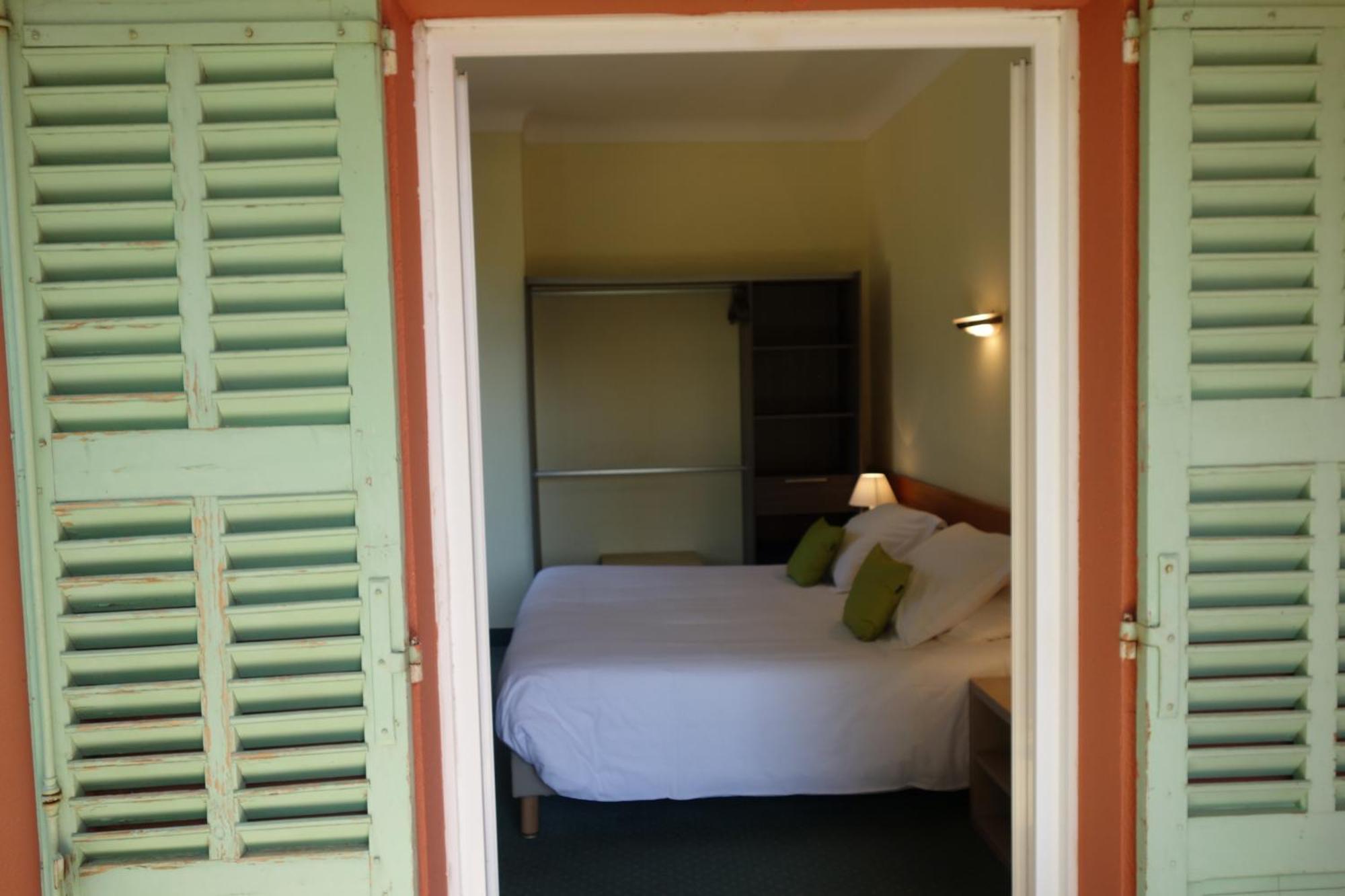 Hotel Le Prejoly Saint-Vallier-de-Thiey Værelse billede