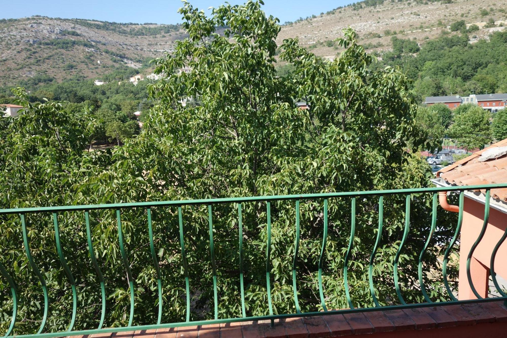 Hotel Le Prejoly Saint-Vallier-de-Thiey Værelse billede