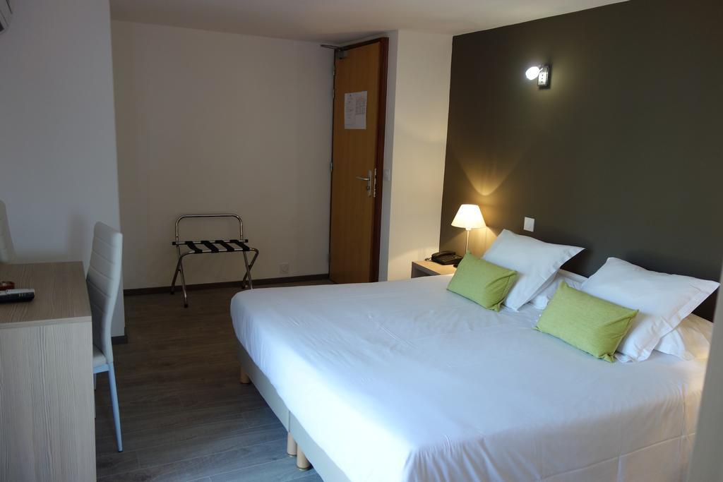 Hotel Le Prejoly Saint-Vallier-de-Thiey Eksteriør billede