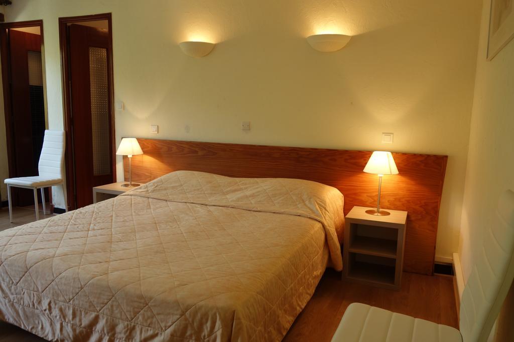 Hotel Le Prejoly Saint-Vallier-de-Thiey Værelse billede