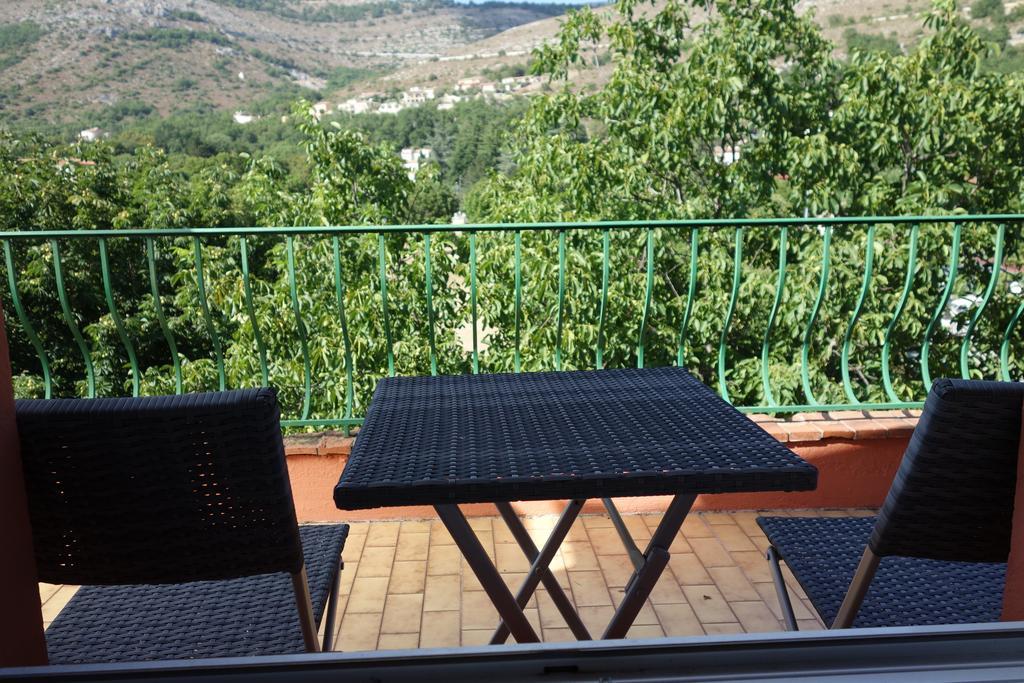Hotel Le Prejoly Saint-Vallier-de-Thiey Eksteriør billede
