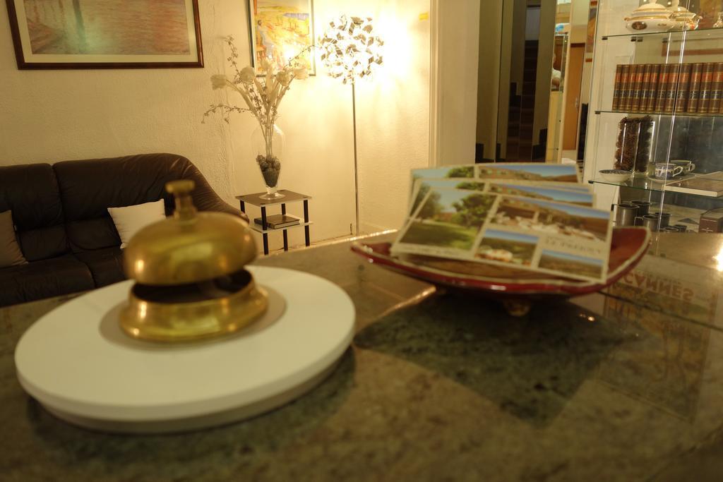 Hotel Le Prejoly Saint-Vallier-de-Thiey Eksteriør billede